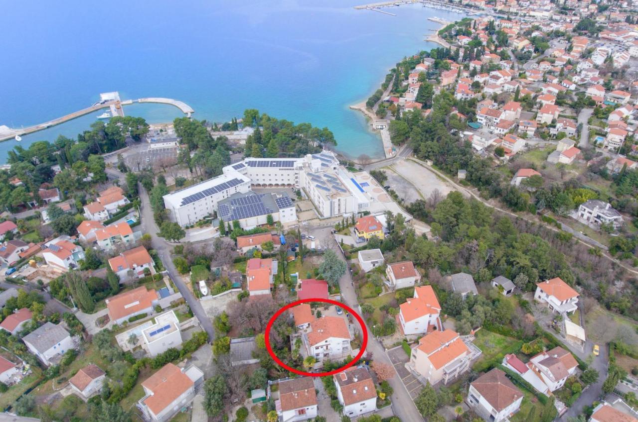 Apartments Karmelic Malinska Exterior foto